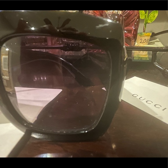 Authentic Gucci Sunglasses - Picture 5 of 8